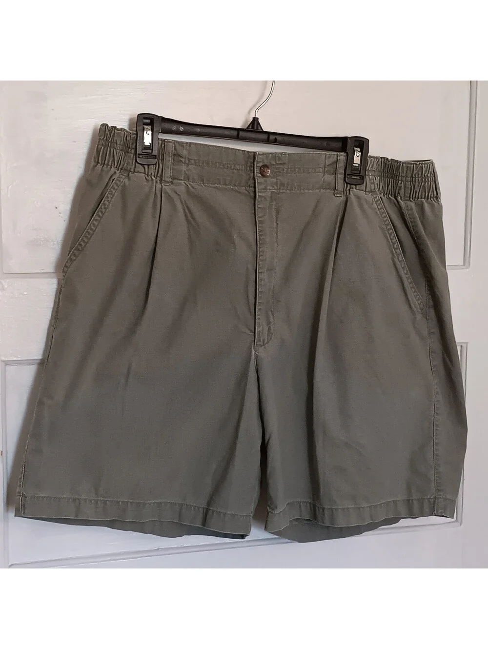Consensus Sportswear Shorts Sz 38 Men Olive Green Partial Elastic Waist Stretch